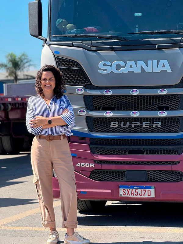 Caminhão Scania e Mariluci
